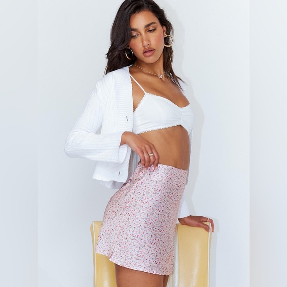 PRINCESS POLLY EDGE OF PARADISE MINI SKIRT Floral Pink Size 6 Summer Spring Date - Picture 2 of 11